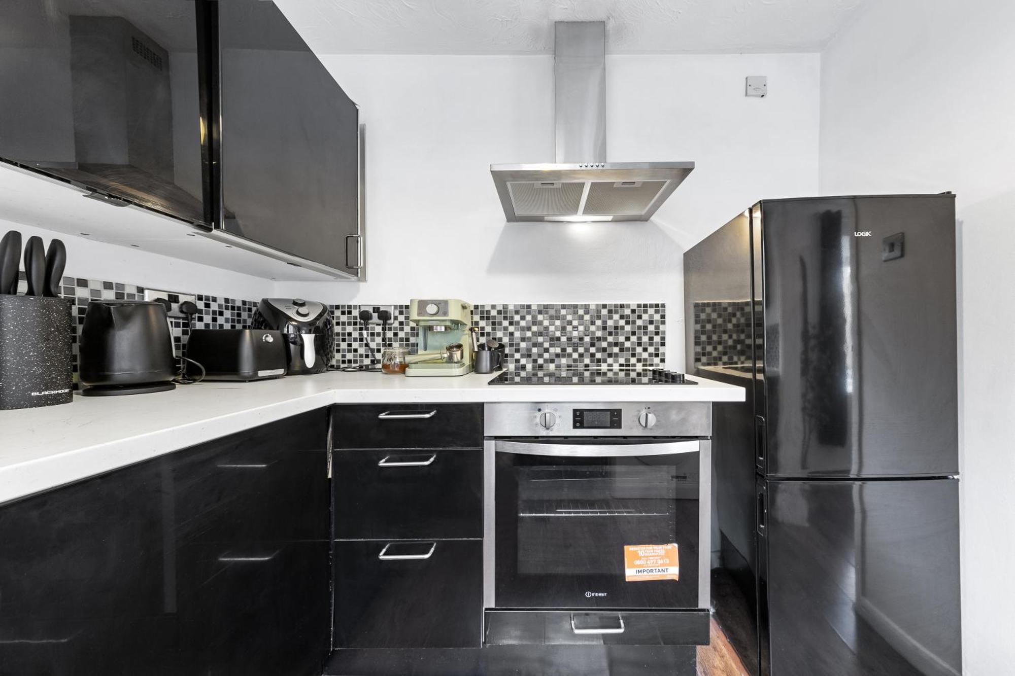 Quirky Canary 2Bed, Free Parking, Smart Tv & Games Londra Dış mekan fotoğraf